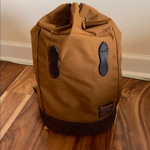 filson cinch backpack